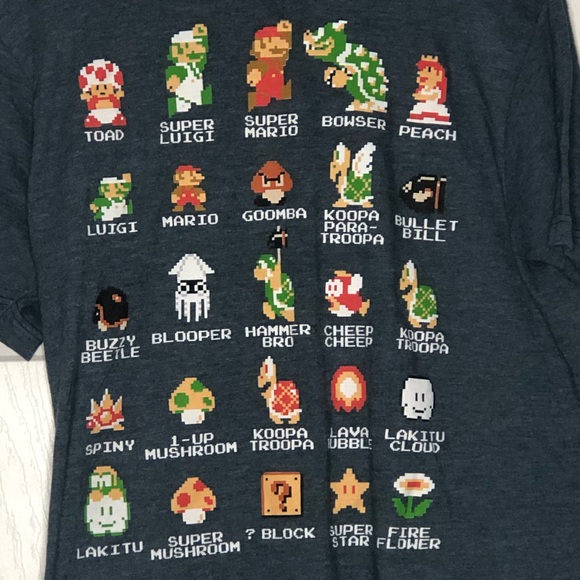 Super Mario Graphic T-shirt - Picture 1 of 2
